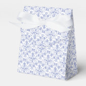 白カスタム装飾フローラにペリウィンクルブルー フェイバーボックス (正面サイド)