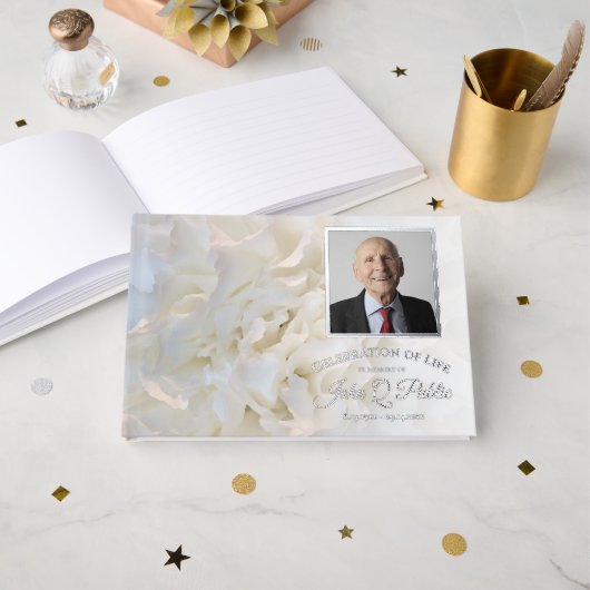 白カーネーションの花のお祝い ゲストブック (正面見開き)