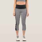 白クール黒パターン市松模様にのカスタム文字 カプリレギンス (正面)
