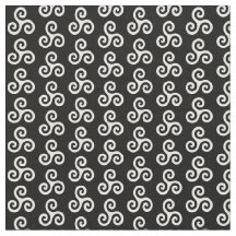 白ケルトのトリプルスパイラルトリスケールの黒