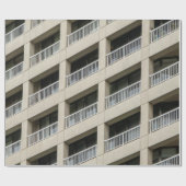 白コンクリート建物（昼間） ラッピングペーパー (フラット)