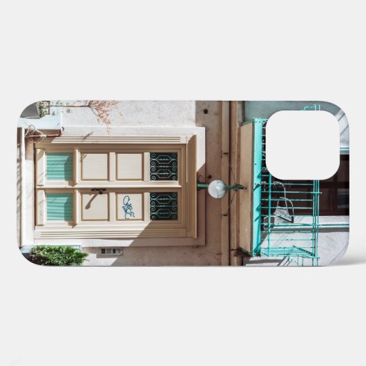 白コンクリート製の茶色の木製ドア建物 Case-Mate iPhoneケース (裏面 (横))