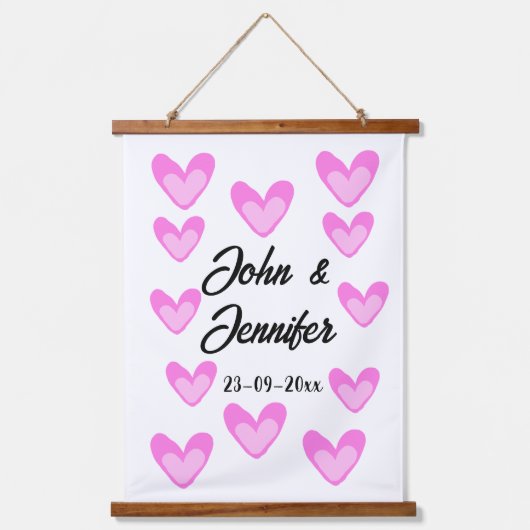 白シンプル文字ミニマルスタイル結婚ピンカハート 吊り下げ型タペストリー (正面)