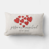 白スタイリッシュの新しいハートの名前結婚 ランバークッション (正面)