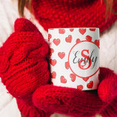 白スタイリッシュの赤いハートパターモノグラムのン コーヒーマグカップ