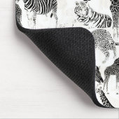 白スタイリッシュ黒のジャングル動物のパターン マウスパッド (コーナー)