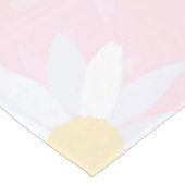 白デイジー花ピンクフローラ ミディアムテーブルランナー (コーナー)