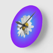 白デイジー花フローラ紫ブルーグラデーション ラウンド壁時計 (傾斜)