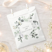 白バラと緑のフローラ結婚のモノグラムF フェイバーバッグ (クリップ留めされた状態)