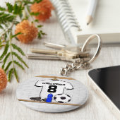 白パーソナライズされた黒サッカージャージー キーホルダー (側面)