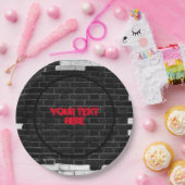 白パーソナライズされた黒レンガ壁 ペーパープレート (パーティー)