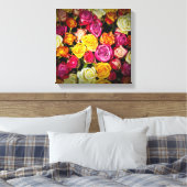 白ピンクの黄色いバラの花束 キャンバスプリント (インサイチュ (寝室))