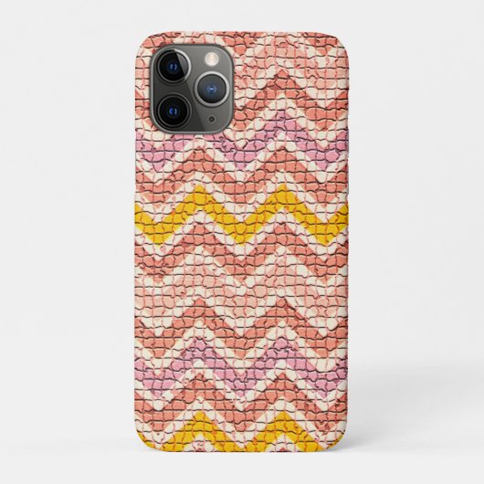 白ピンク黄色モザイク山形 Case-Mate iPhoneケース (裏)