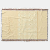 白フローラアクセント付きデザイナー スローブランケット (正面)