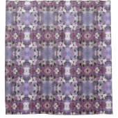 白フローラ パターン（の模様が）ある シャワーカーテン (正面)