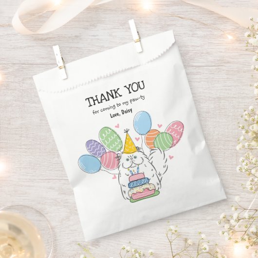 白ペルシャ猫誕生日サンキューオファービットバッグ フェイバーバッグ (クリップ留めされた状態)