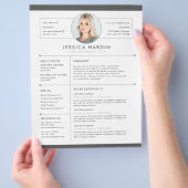 白モダンとグレーのフォトジョブの再開 チラシ (手)