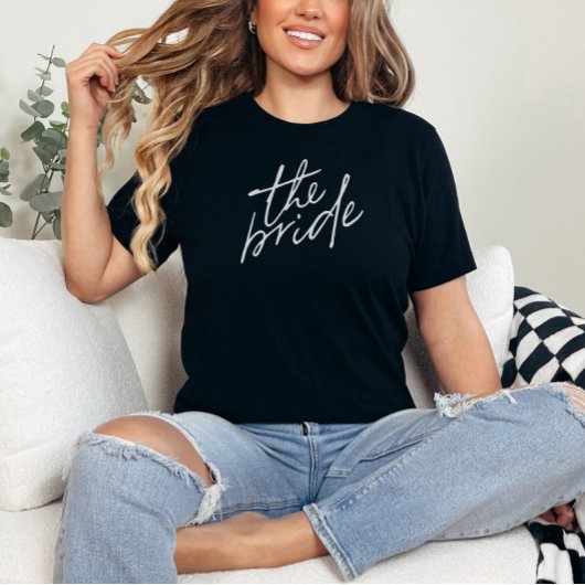 白モダンと黒の花嫁のスクリプト Tシャツ