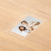 白モダン文字ハッピーバレンタインデー写真 アクリル招待状 (レイダウン)