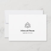 白モダン色のケルトの記号と葉 出欠カード (裏面)