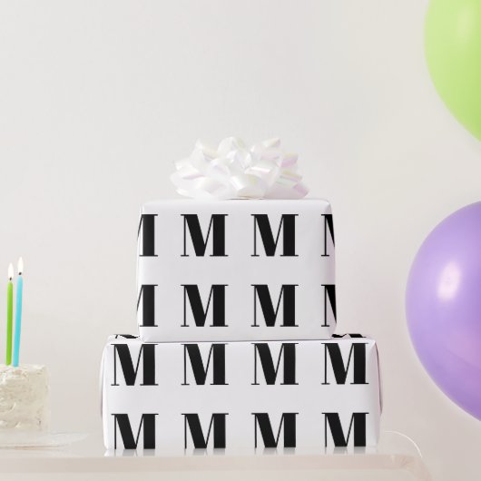 白モダン黒カスタムイニシャル ラッピングペーパー (パーティーギフト)