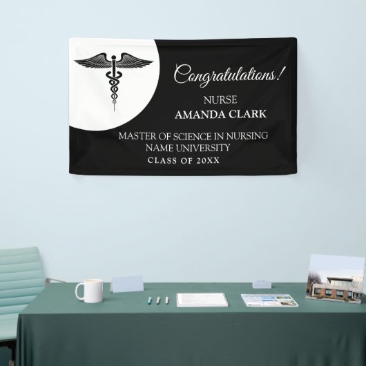 白モダン黒カドゥセウスナースRn卒業 横断幕 (トレードショー)
