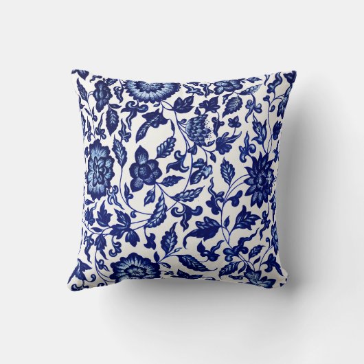 白中国のに濃いネイビーの青い花の模様 クッション (裏面)