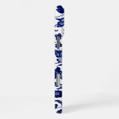 白中国のに濃いネイビーの青い花の模様 iPhoneケース (右側面)