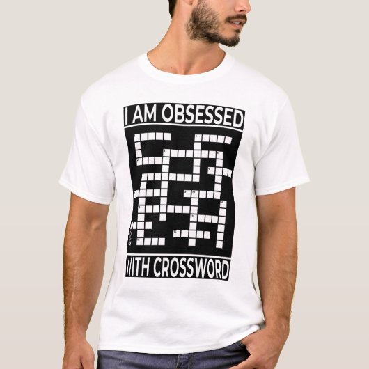 白人のクロスワードに取り付かれている Tシャツ (正面)