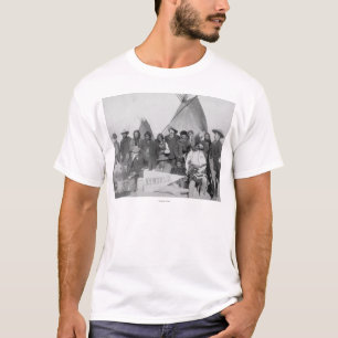 白人(を含むバッファロービル)およびLakota Tシャツ