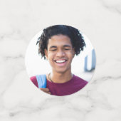 白卒業式3フォトブラックはっきりしたスクリプトキャップ コンフェッティ (スモール正面)