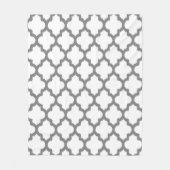 白及びグレーのイカットクローバー残響型 フリースブランケット (正面)