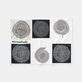 白地と黒地の算数曼荼羅ブランケット フリースブランケット (正面(横))