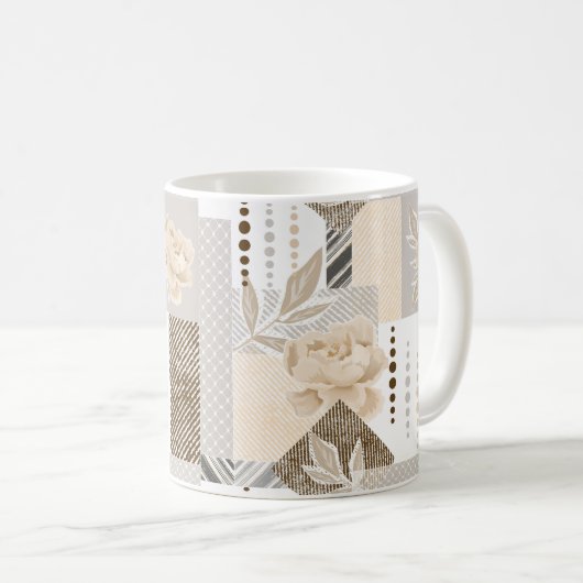 白地にクリーム色の花 コーヒーマグカップ (正面右)