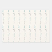 白地にグレーとターコイズの花の落書き。 ラッピングペーパーシート (正面3)