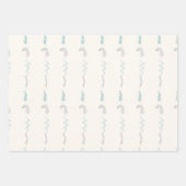 白地にグレーとターコイズの花の落書き。 ラッピングペーパーシート (正面)