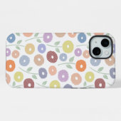 白地にパステルカラーのもふもふ花リピートパターン iPhoneケース (裏面横)