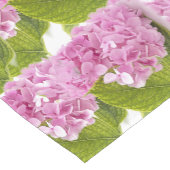 白地にピンクの紫陽花の花 ショートテーブルランナー (コーナー)