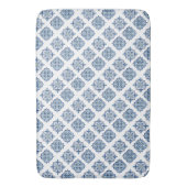 白地に青い刺繍の装飾 バスマット (正面縦)