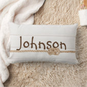 白塗りの木材にロープの結び目 ランバークッション (ブランケット)