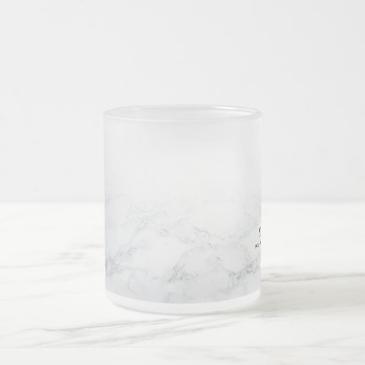 白大理石の結婚ブライダル・ベビー・シャワーの名称 フロストグラスマグカップ (中央)