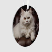 白威厳のある猫 オーナメント (正面)