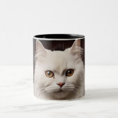 白威厳のある猫 ツートーンマグカップ (中央)
