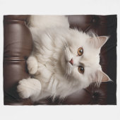 白威厳のある猫 フリースブランケット (正面(横))