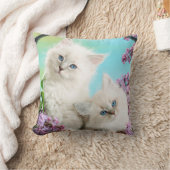 白子猫の化粧枕 クッション (ブランケット)
