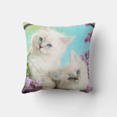 白子猫の化粧枕 クッション (裏面)