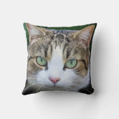 白斑の猫 – 猫好き クッション (裏面)