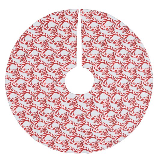 白木のスカートに乗ったキャンディーケージヘビ ブラッシュドポリエステルツリースカート (正面)