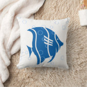 白枕の青い魚 クッション (ブランケット)