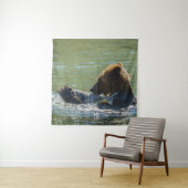 白熊がサーモンを捕まえた タペストリー (インサイチュ)